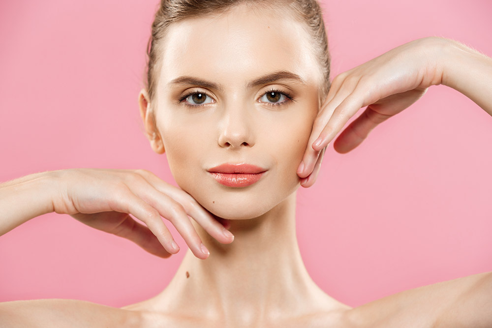 What Is a Ponytail Facelift